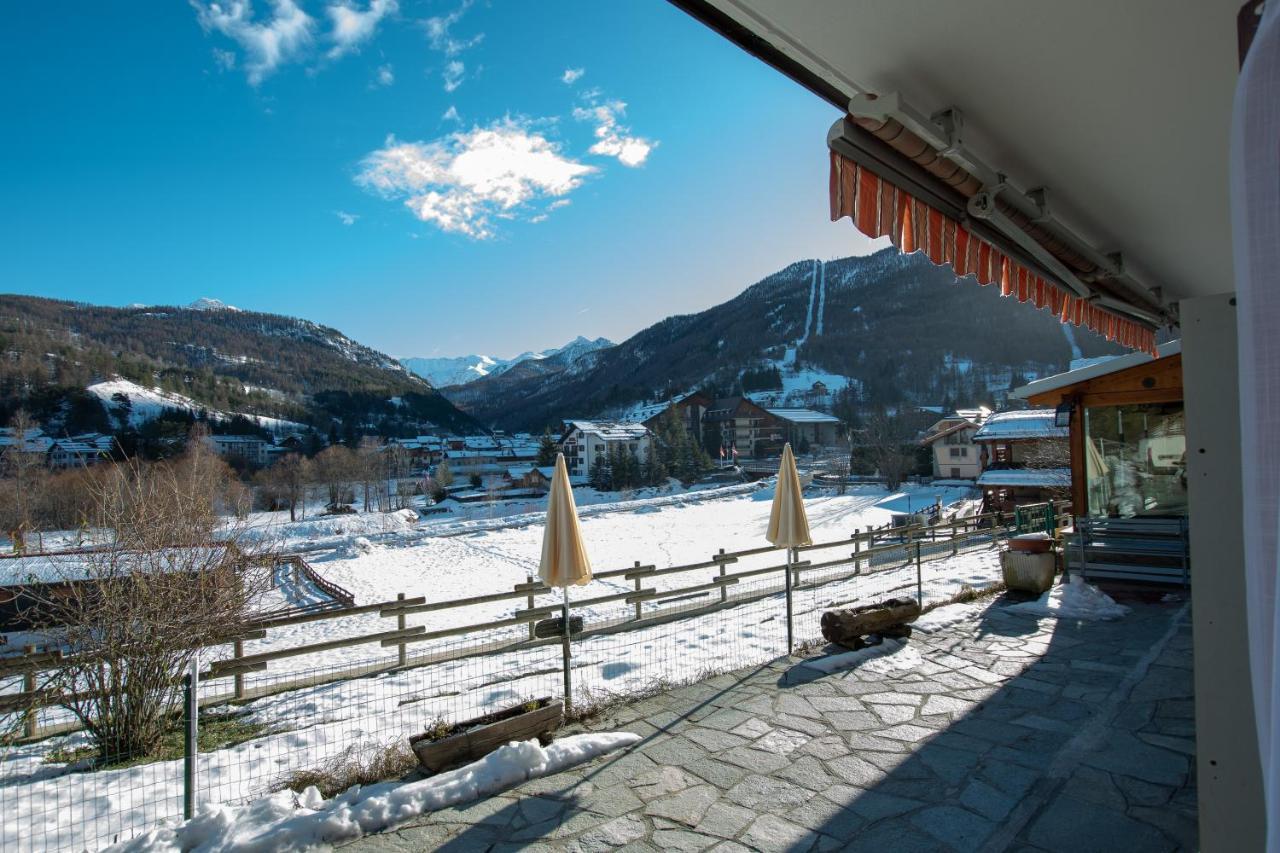 Hotel Casa Per Ferie Beatorosaz à Césane Extérieur photo
