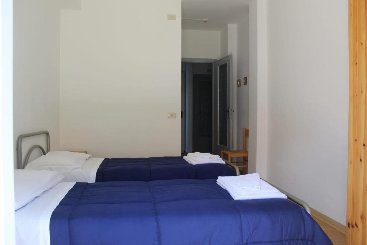 Hotel Casa Per Ferie Beatorosaz à Césane Extérieur photo