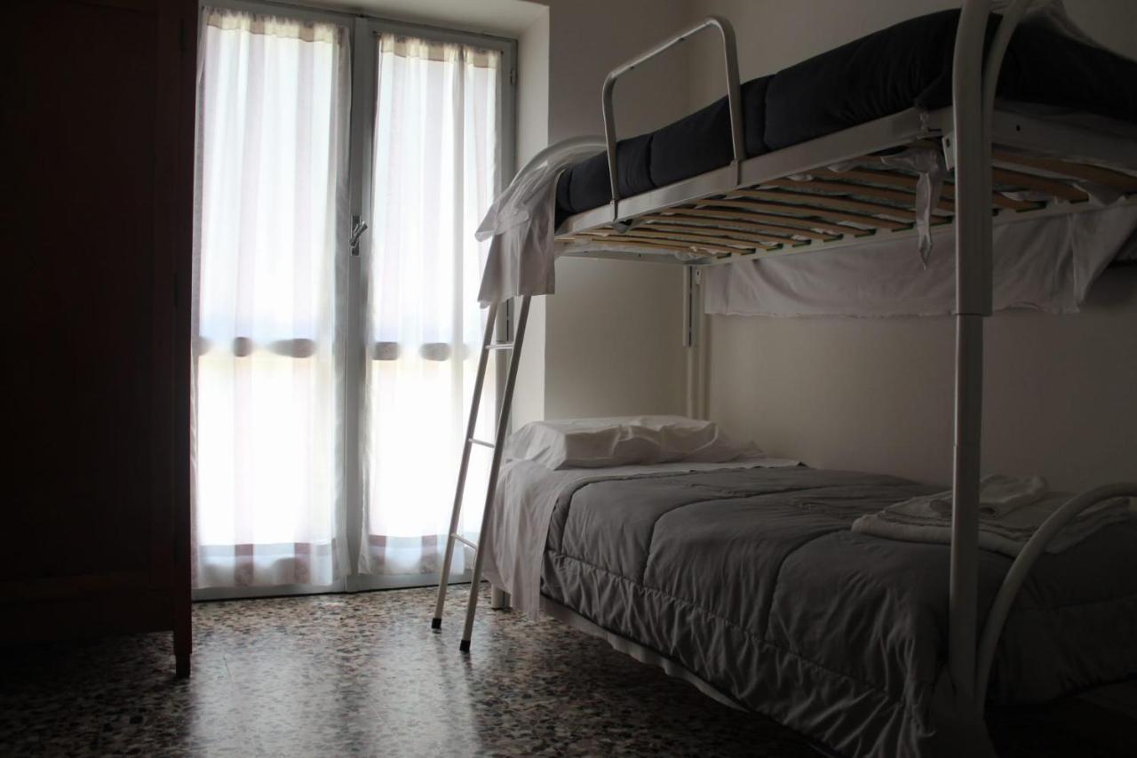 Hotel Casa Per Ferie Beatorosaz à Césane Extérieur photo