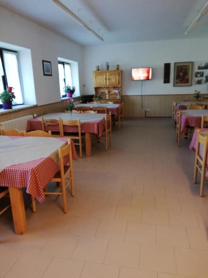 Hotel Casa Per Ferie Beatorosaz à Césane Extérieur photo